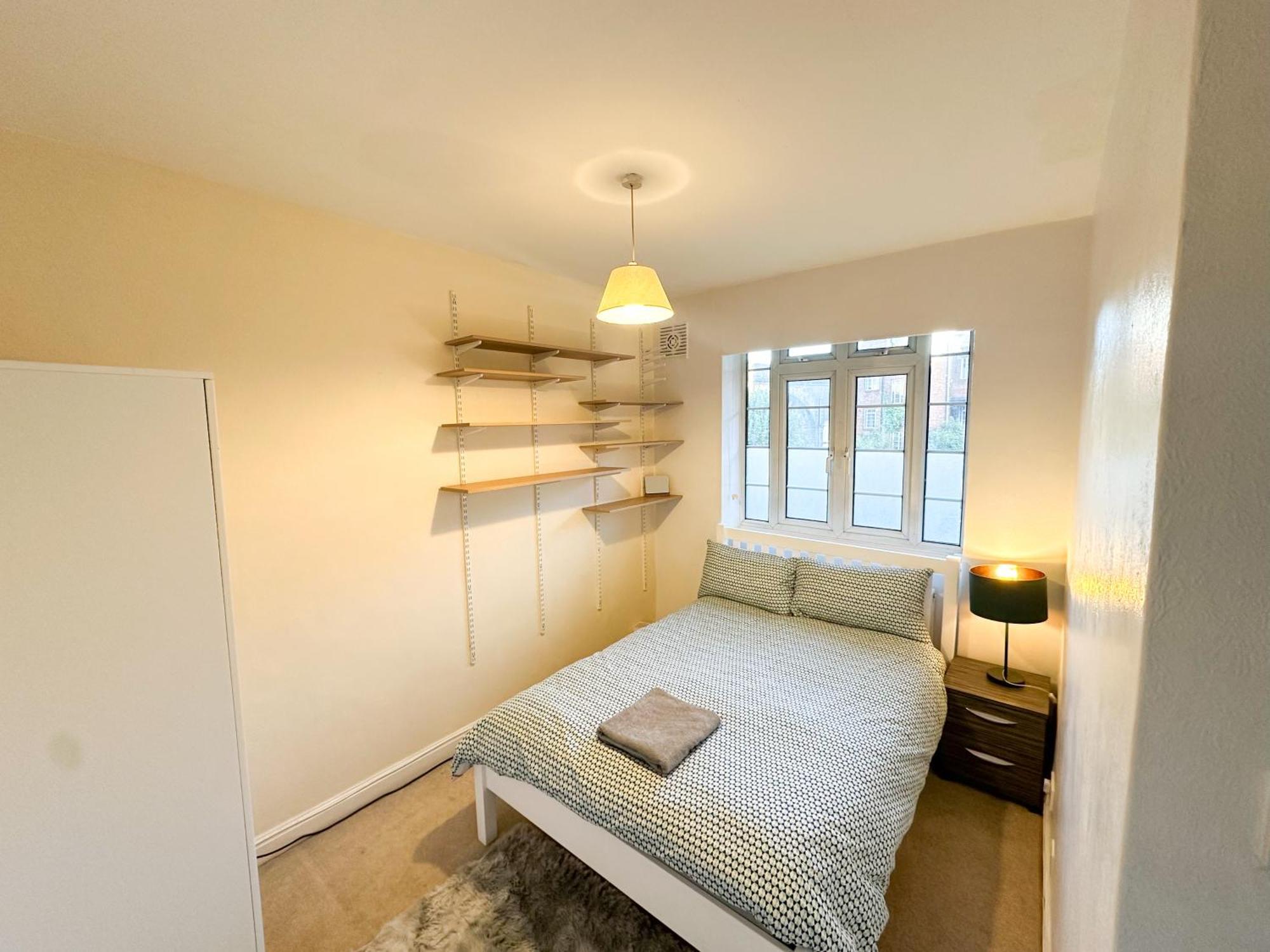 2 Bed Flat - Short Walk From Brent Cross Station Apartamento Hendon Exterior foto